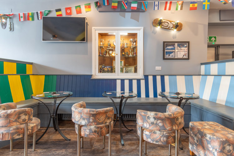 The Padarn Hotel - Bistro - Bar - Rooms - HOME
